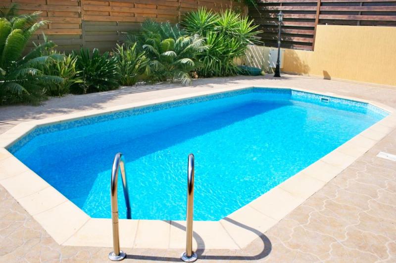 Conseils professionnels pour l'entretien de votre piscine &agrave; Saint-Yrieix